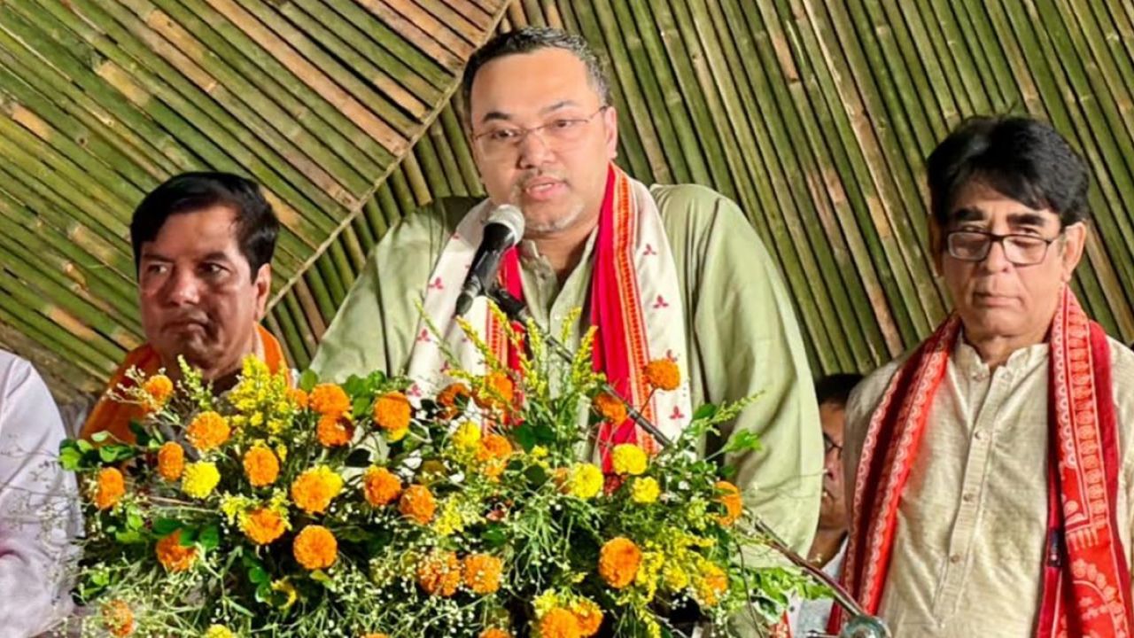 সংখ্যালঘু সংখ্যাগুরুর বিভাজন নয়, পরিচয় হবে বাংলাদেশি: মাহদী আমিন