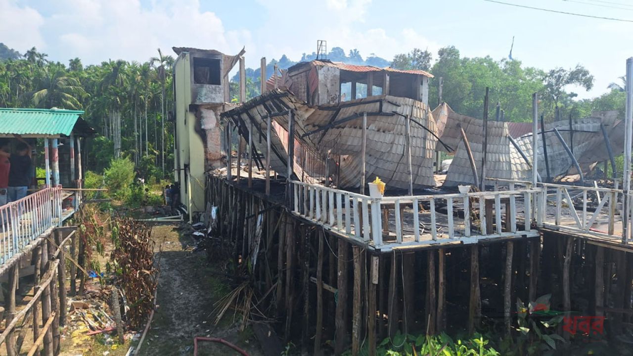 কক্সবাজারে রিসোর্টে আগুনে ৬ পর্যটকের মৃত্যু, হাসপাতালে ভর্তি ৭