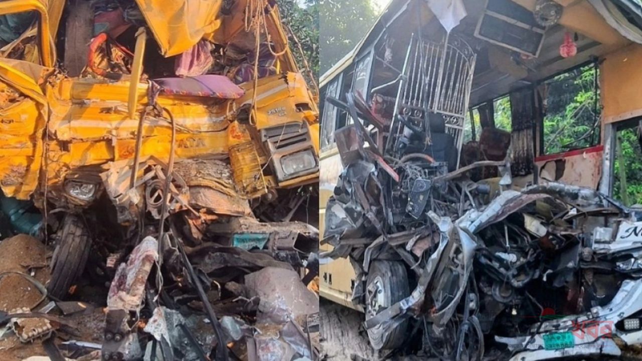 নাটোরে বাস-ট্রাক সংঘর্ষে নি/হ/ত ১৪, পরিচয় মিলেছে ৯ জনের