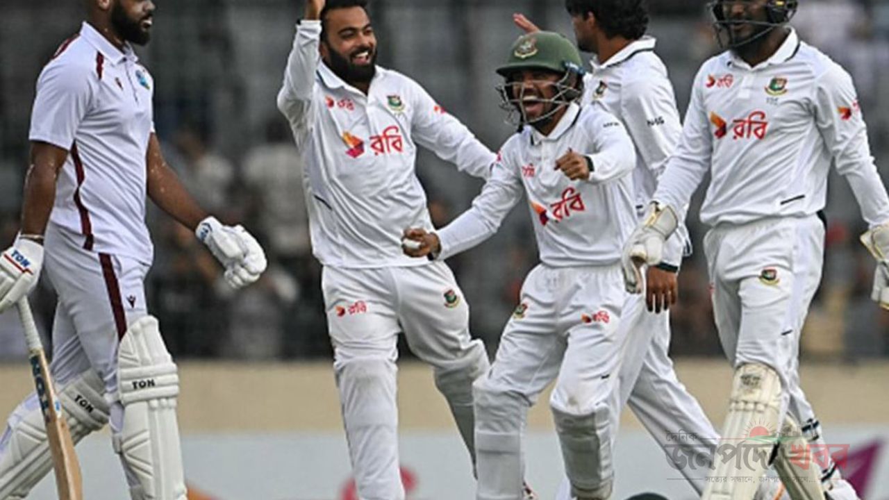 শেষের ৩ উইকেটে বাংলাদেশের স্বস্তি